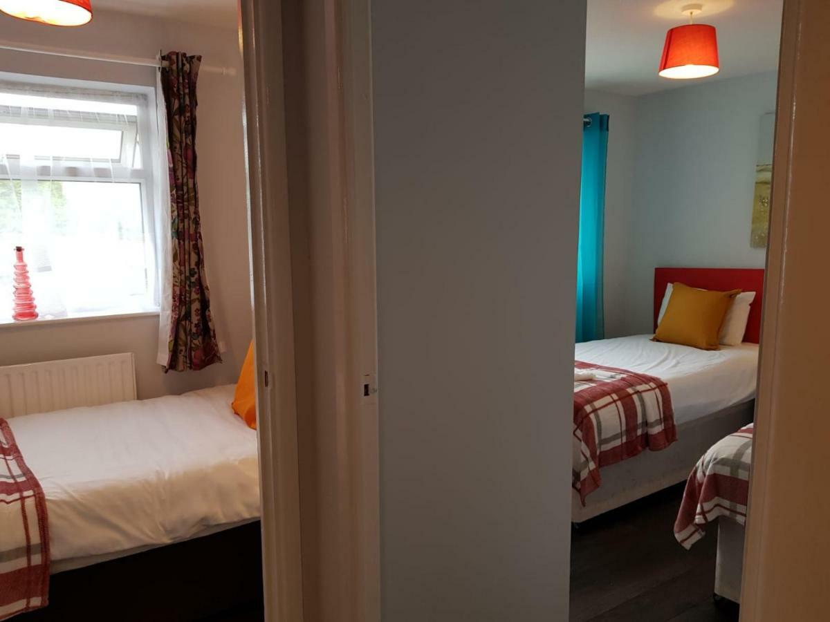 Penllech House: Spacious 3-Bedroom with Free Parking Nottingham Exterior photo