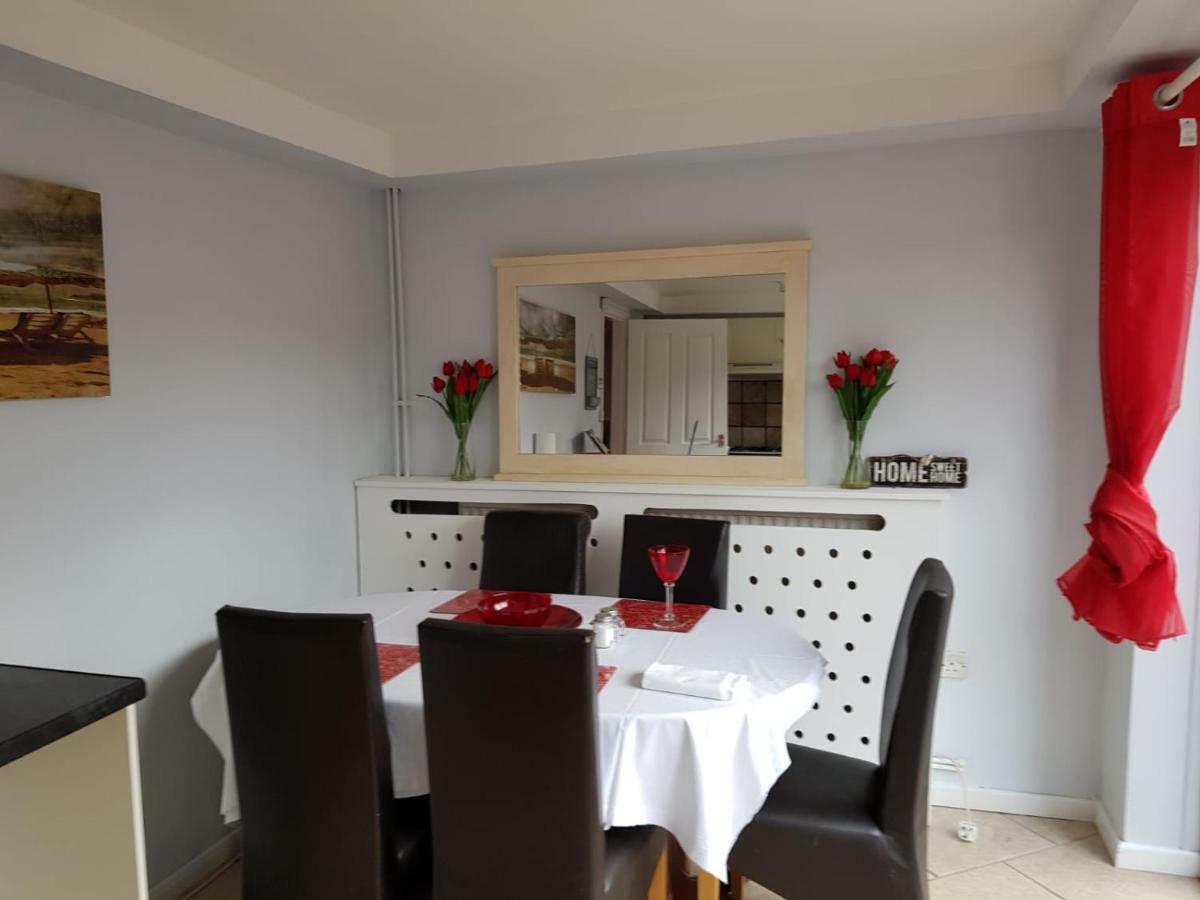 Penllech House: Spacious 3-Bedroom with Free Parking Nottingham Exterior photo