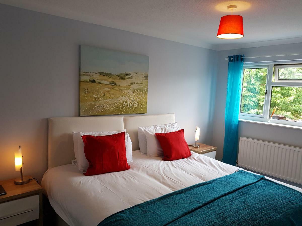 Penllech House: Spacious 3-Bedroom with Free Parking Nottingham Exterior photo